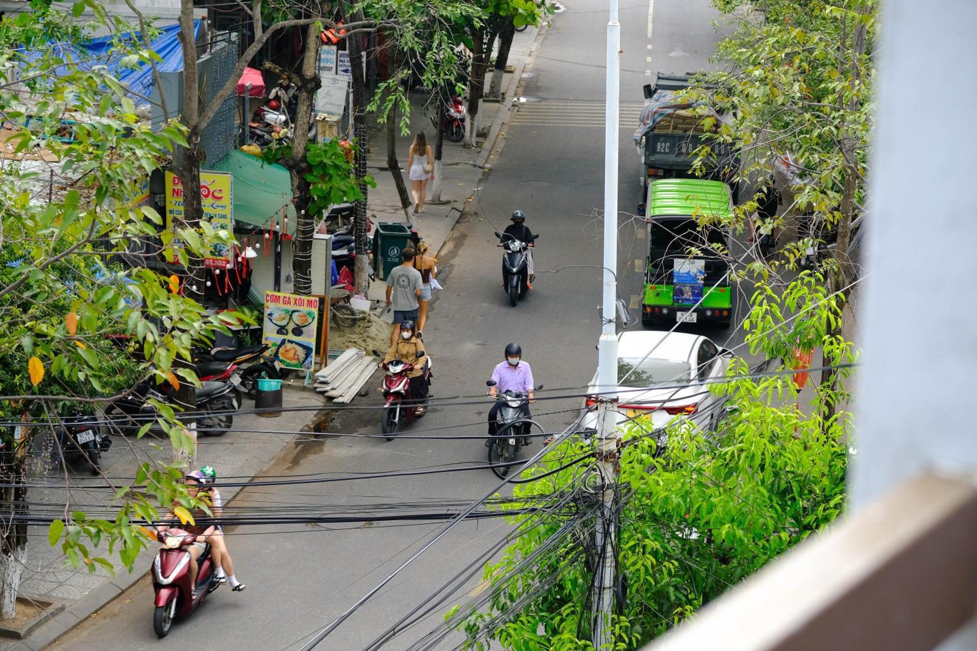 Lucky Hoi An Hotel Buitenkant foto
