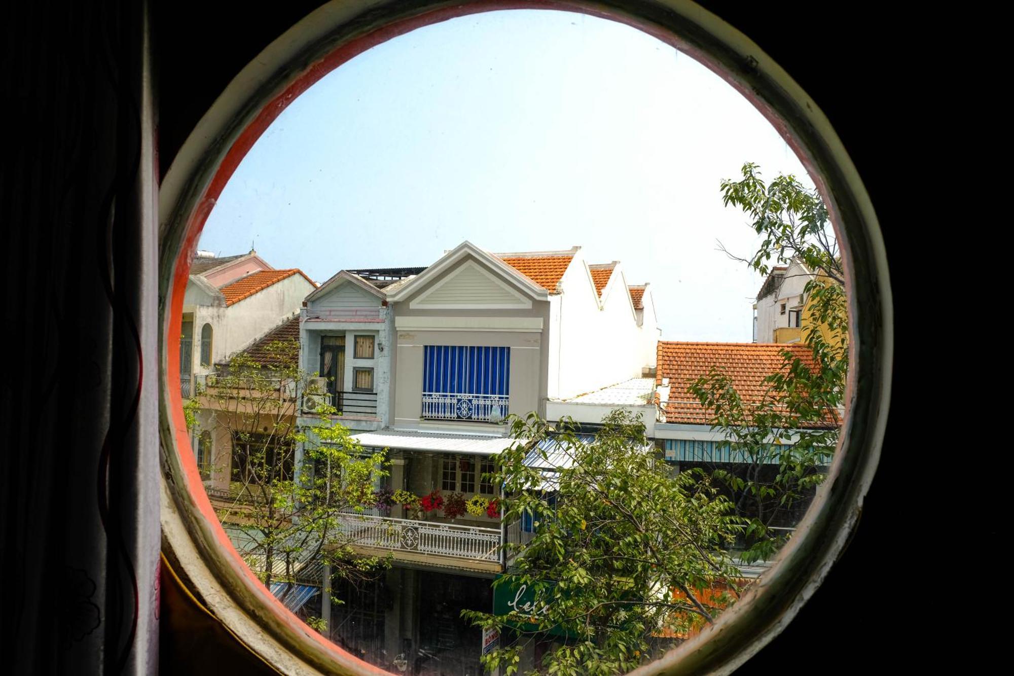 Lucky Hoi An Hotel Buitenkant foto